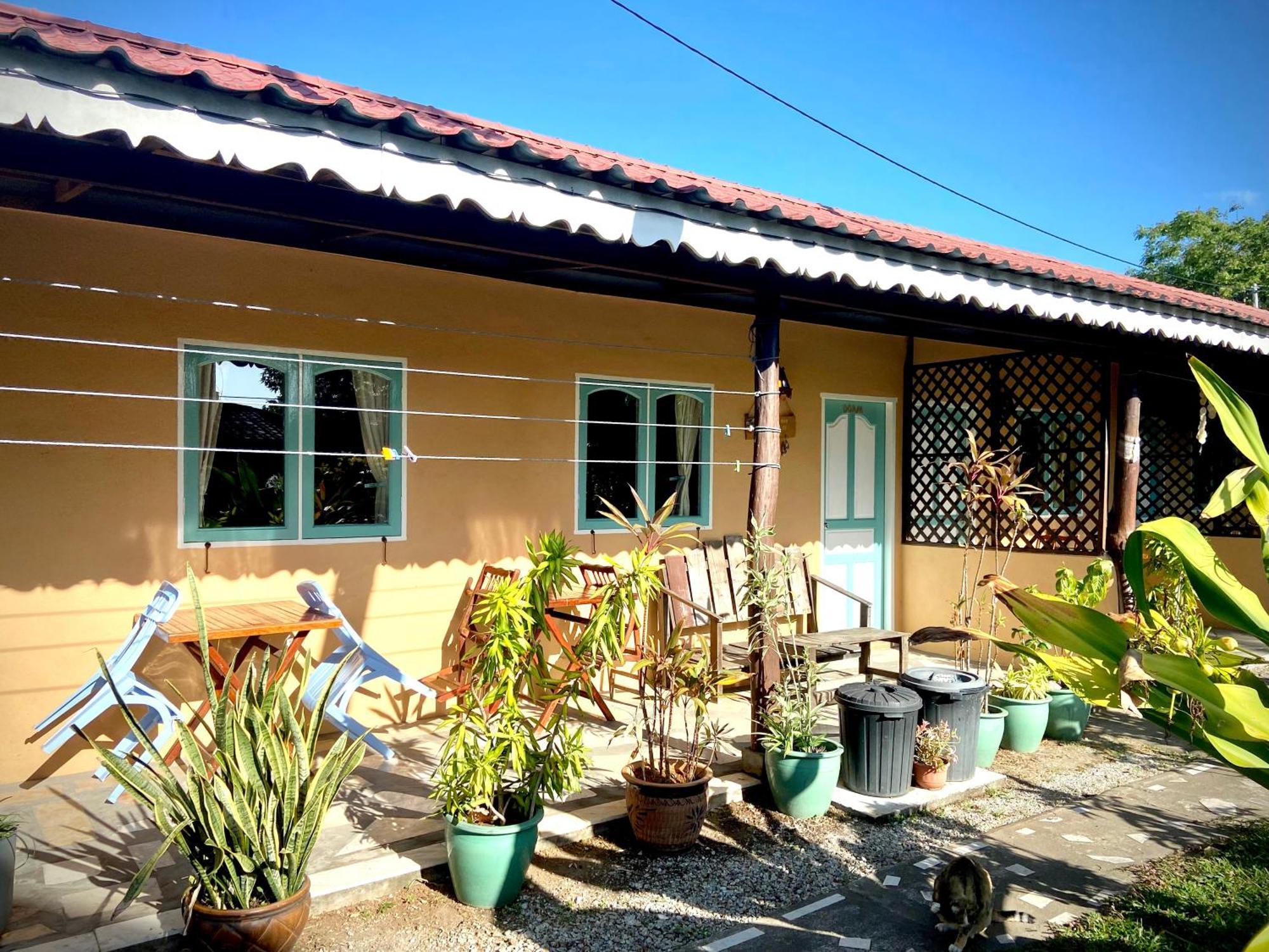 Soluna Guest House Pantai Cenang  Exterior foto