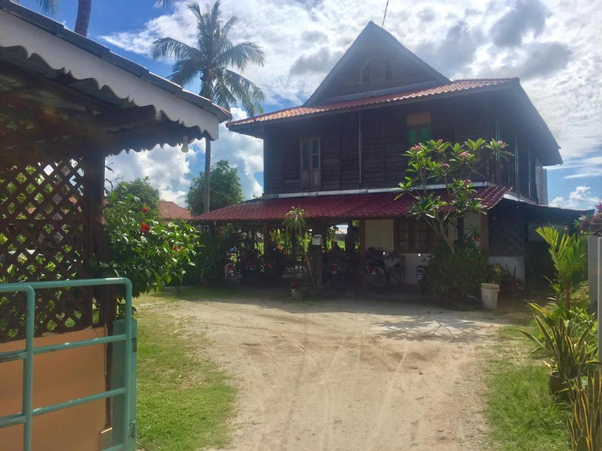 Soluna Guest House Pantai Cenang  Exterior foto